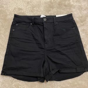 American Eagle black shorts. NEW WITH TAGS size 12. Only worn to try on